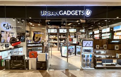 Game One Gadget Store .